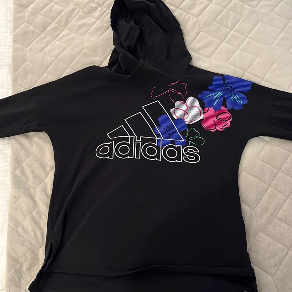 Girls, Adidas aeroready black with flower print size 10-12